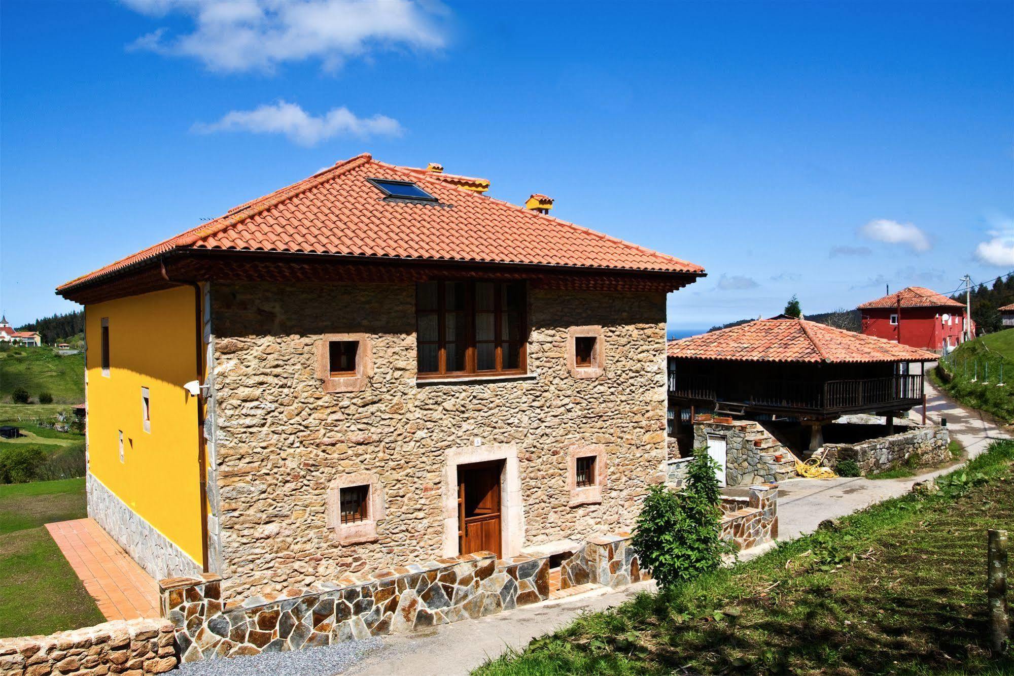 Casa Rural Los Sombredales Soto Del Barco Buitenkant foto